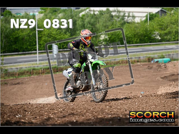 IntersGreen-363