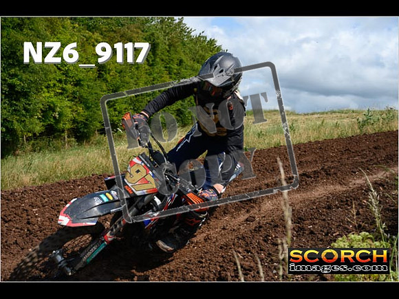 Experts-180