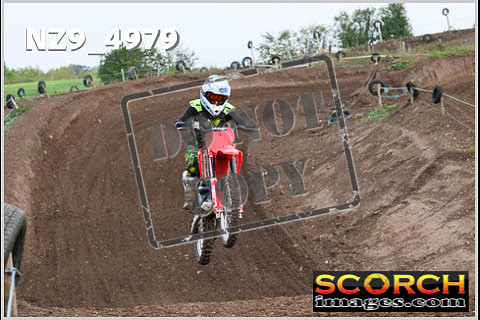 Youth-086