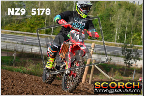 Inters-037