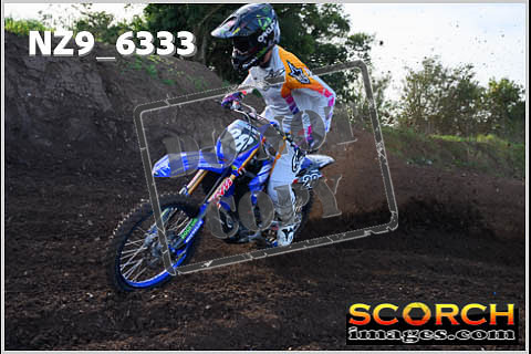 Experts-027