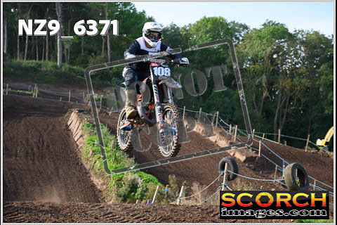 Experts-062
