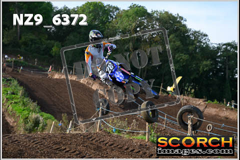 Experts-063