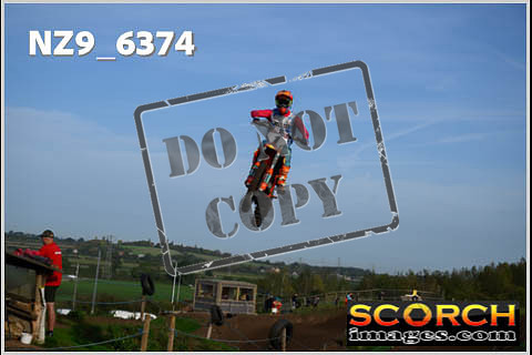Experts-065