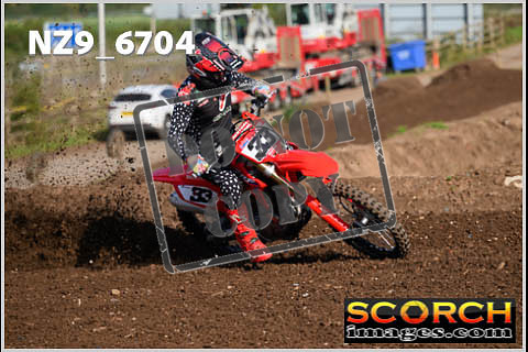 Experts-078