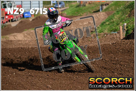 Experts-089
