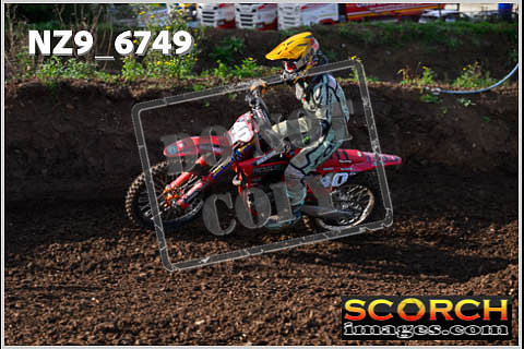 Experts-121
