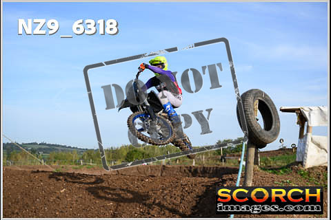Experts-013