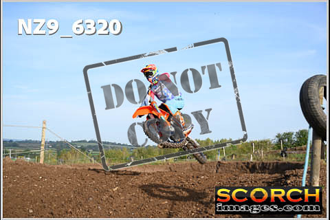 Experts-015
