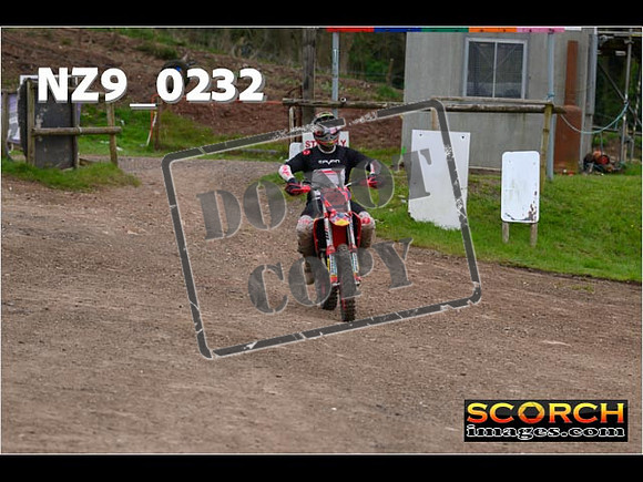 Thur25Apr-335