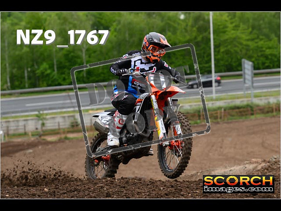Thur08May-083