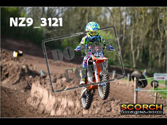 Youth-042