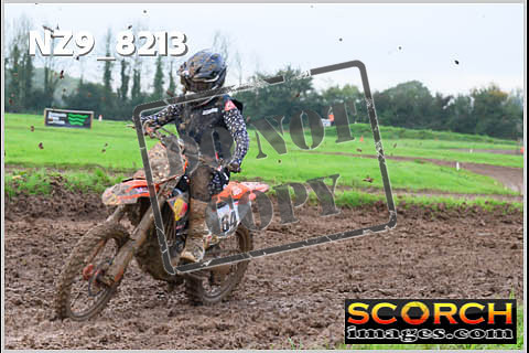 Experts-083