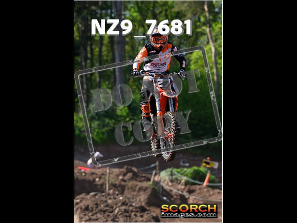 Experts-112