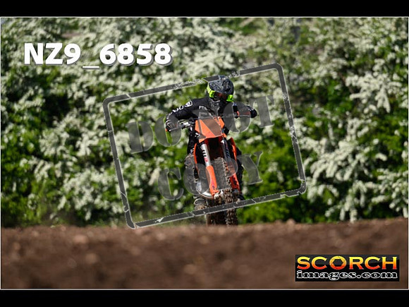 Thur01May-140