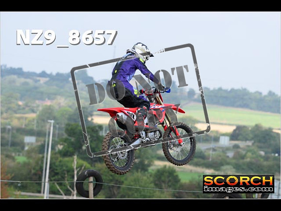 Experts-065