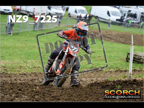 85's-032