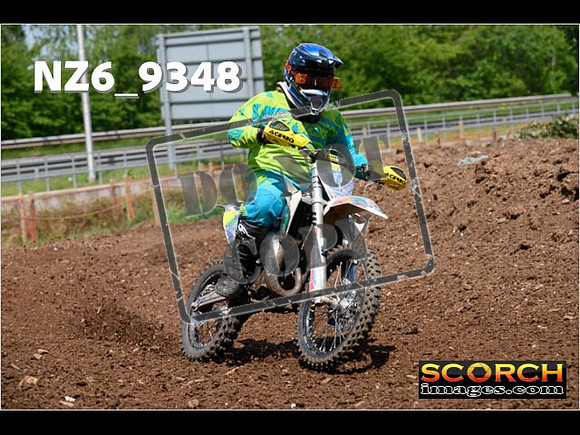Youth-096