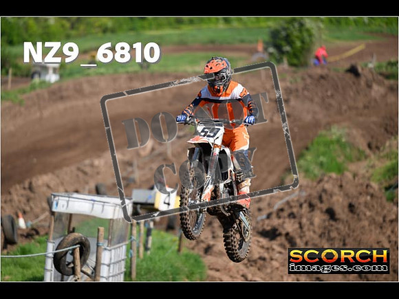 Thur01May-099