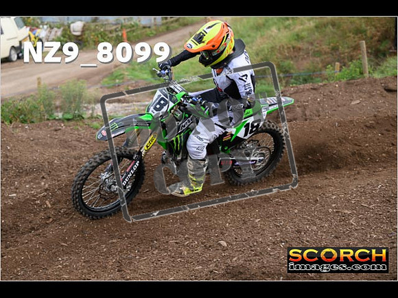 Experts-040