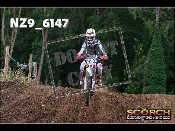 Thur14Aug-010