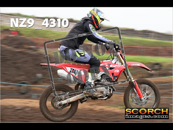Experts-158