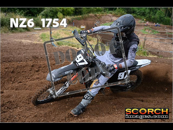 Experts-070