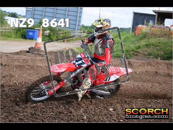 Thur27Jun-004
