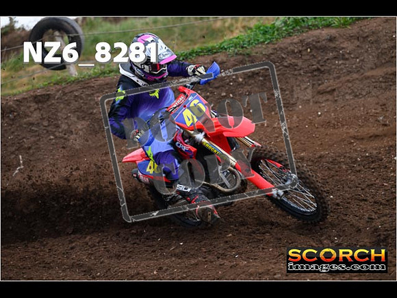 Experts-039