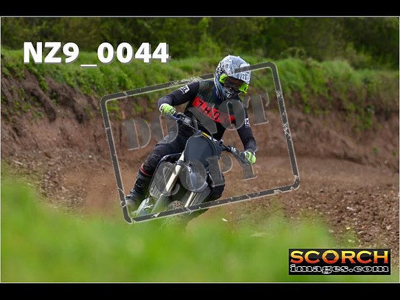 Thur25Apr-165