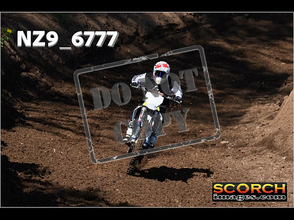 Thur01May-070
