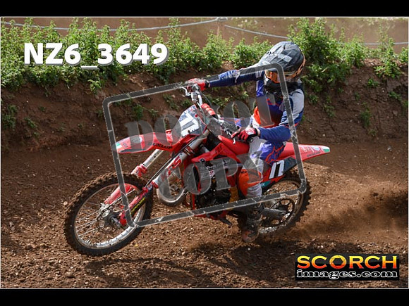 Experts-075