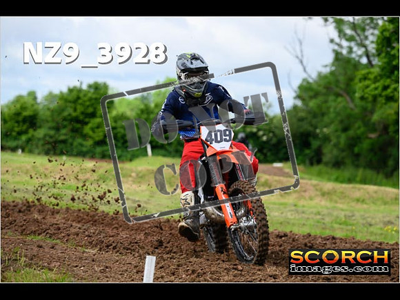 Experts-038