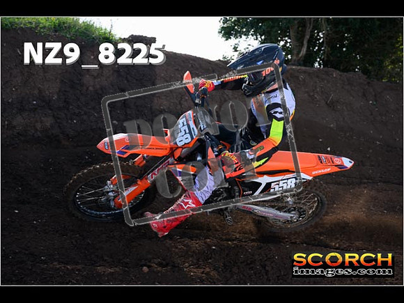 Thur10Apr-028