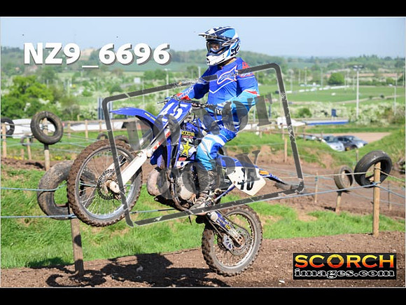 Thur01May-003
