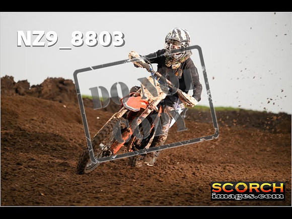Experts-097
