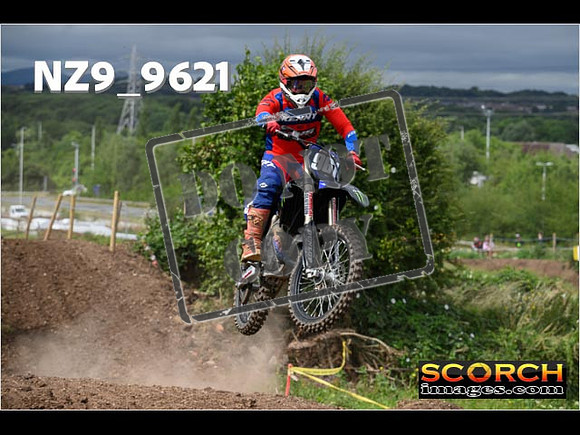 Experts-022