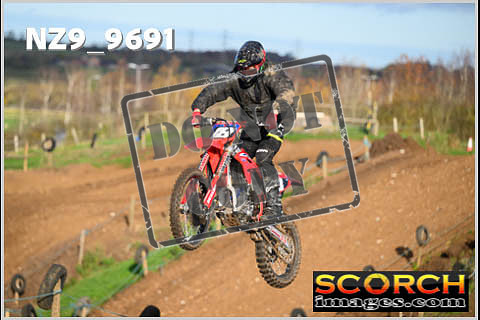 Thur 23 Nov-035