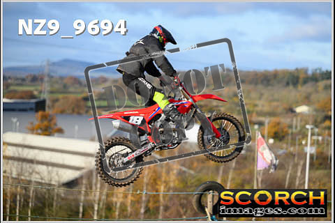 Thur 23 Nov-038