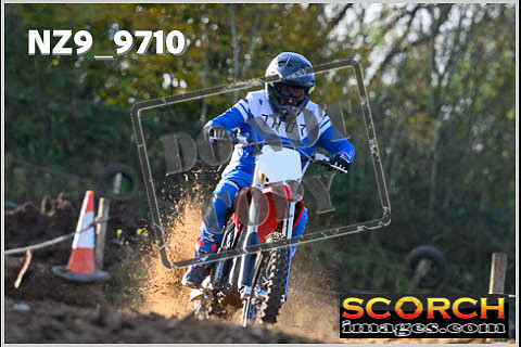 Thur 23 Nov-054