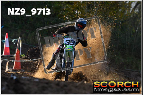 Thur 23 Nov-057