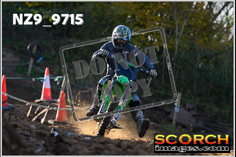Thur 23 Nov-059