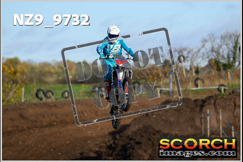 Thur 23 Nov-076