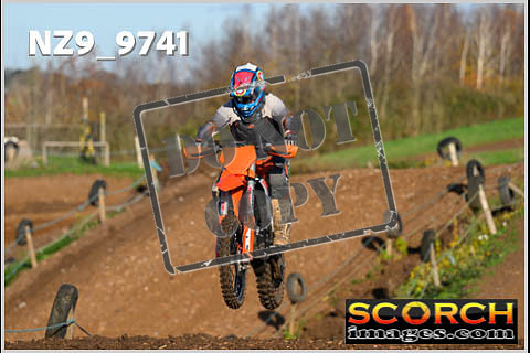 Thur 23 Nov-085