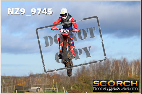 Thur 23 Nov-089