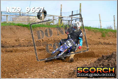 Thur 23 Nov-002