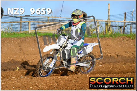 Thur 23 Nov-004