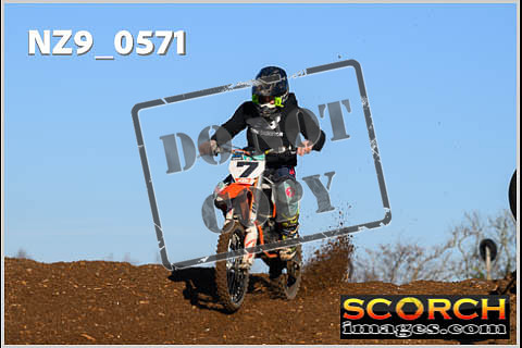 Youth-098