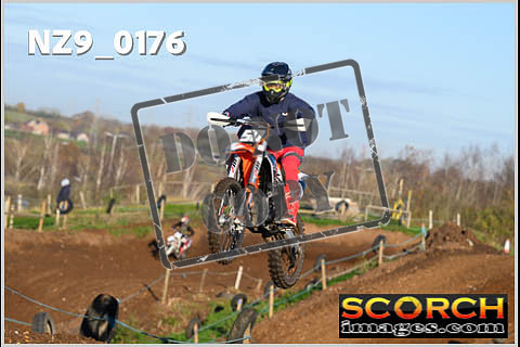 Experts-061