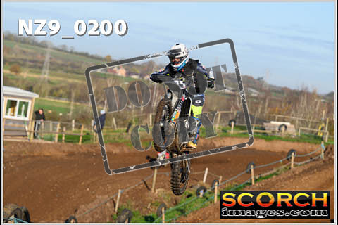 Experts-084